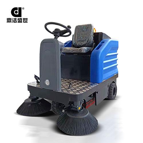 鼎洁盛世驾驶式电动扫地车DJ1300F